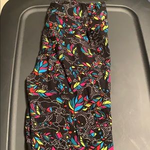 LuLaRoe OS legging